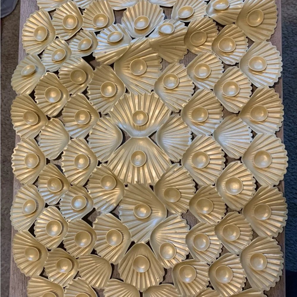 Gold Shell Bath Mat